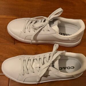 Coach Classic White Lace-Up Sneakers